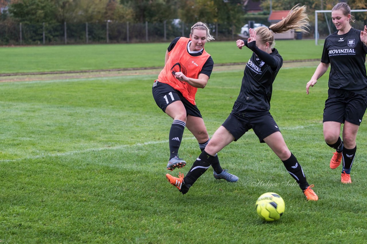 Bild 219 - Frauen TSV Wiemersdorf - VfR Horst : Ergebnis: 0:7